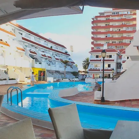 Floritas Pool And Terrace Americas *