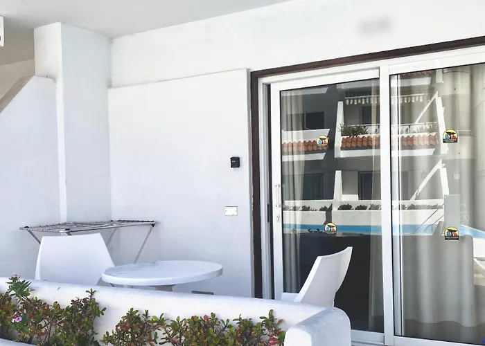 Apartment In Americas Floritas